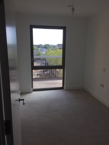 2 Bed Flat, Rathbone Market, E16 - Photo 2