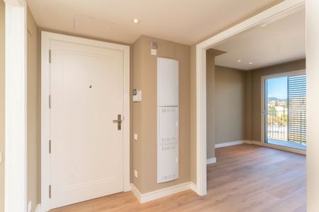 Piso de alquiler en Ronda de Jean Monnet, 230, Can Gambús - Photo 4