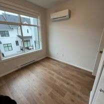 $2,950 / 2 bedroom/ 2 bathroom / 2 underground parking! South Surrey - Photo 3