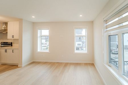 20 Masters Drive SE, Calgary - Photo 5