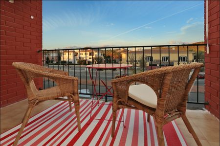 Modern apartment in a complex near the city center in Santa Ponsa - Photo 2