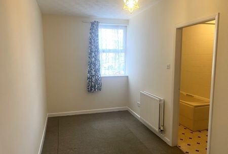 Flat 6 St Andrews Villa's, 113-115 Portland Street, Lincoln, LN5 7LG - Photo 2