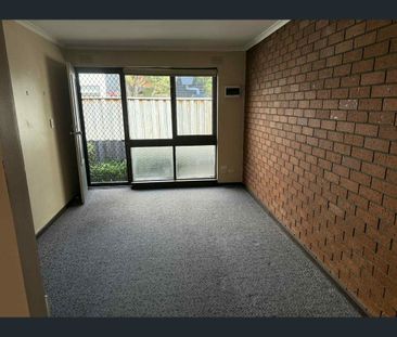 2/153 Pearson Street, Brunswick West, Vic 3055 - Photo 4