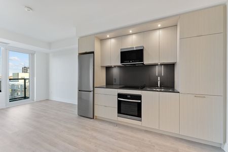 For Lease - 60 Central Park Road Way Unit# 814, Toronto, Ontario - Photo 2