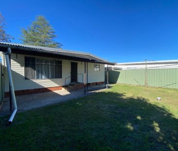 Ideal Coastal Home - Comfortable & Convenient - Photo 4