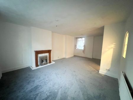 Main Street, Barry - Photo 3