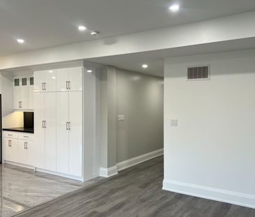 For Lease - 287 Torrey Pines Road, Vaughan, Ontario - Photo 4