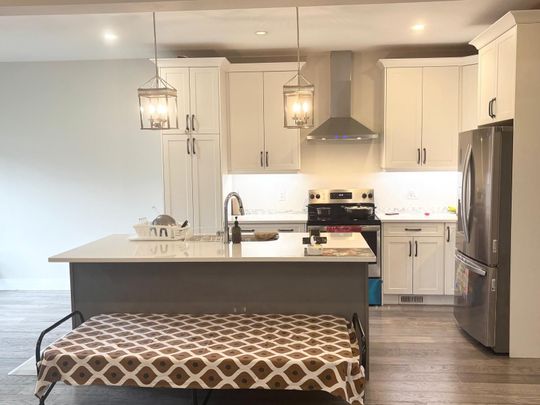 For Lease - 2633 Bobolink Lane, London South, Ontario - Photo 1