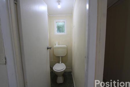 TWO BED TWO STUDY! - Photo 5