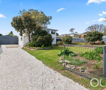 Open the Door to Coastal Ease - Photo 4