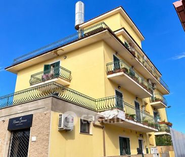 Bilocale in Affitto in Via Tuscolana a Roma - Foto 2