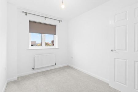4 bedroom terraced house to rent - Photo 2