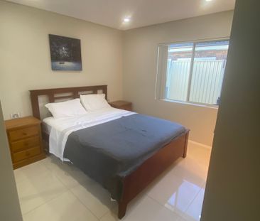 Beverly Hills - Photo 5