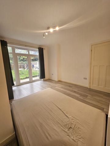 Room in a Shared House, Croydon, CR0 - Photo 5