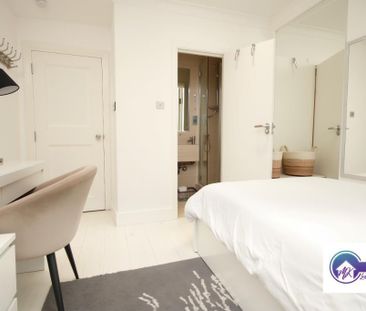 1 bedroom in a flat share to rent - Photo 5