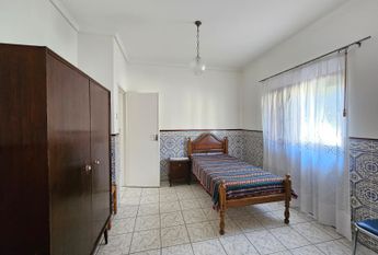 Floor 3 bedroom villa with suite located in Cacia!