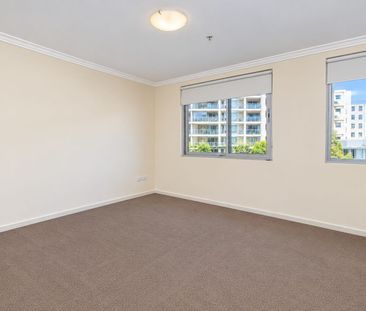 COMFORTABLE APARTMENT LIVING IN NORTH PARRAMATTA - Photo 4