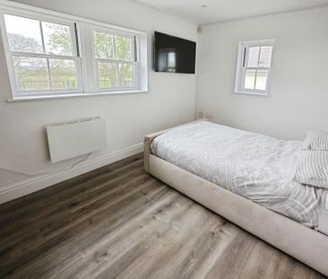 2 bedroom detached bungalow to rent - Photo 1