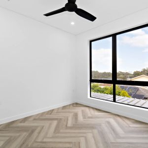 Brand New Luxury Duplex - Photo 3