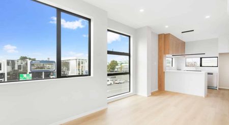 1 Year New 3-bedroom Townhouse in Greenlane - Photo 4