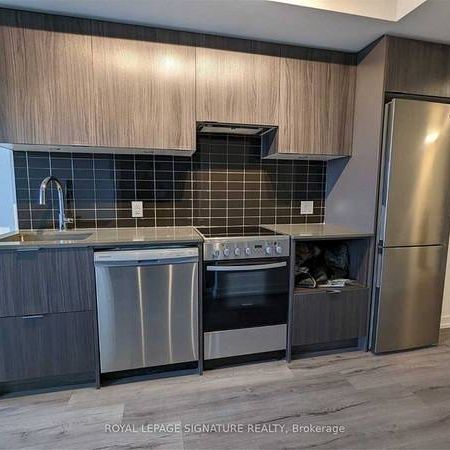 Bloor E/Sherbourne-Large 1Bdrm+Den 1Bath - Photo 1