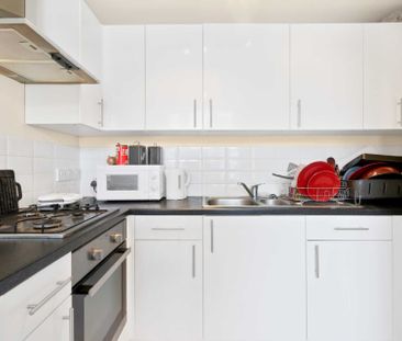 Price £692 pw - Available 11/07/2025 - Furnished - Photo 4
