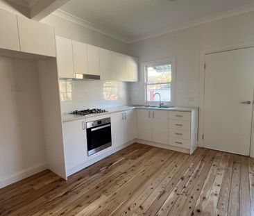 Renovated 3 Bedroom Home - Photo 4