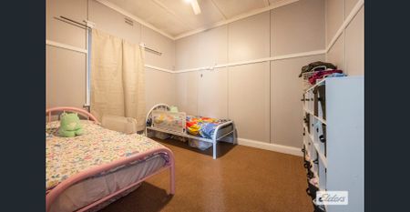 Central, Double Storey Family Home - Photo 5