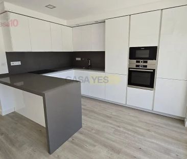 Apartment T3 in Carcavelos e Parede, Cascais - Photo 3
