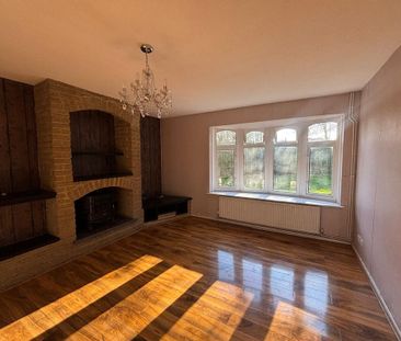 4 bedroom detached house to rent - Photo 6