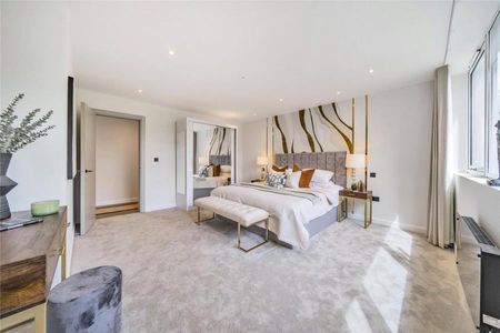 Rosemount Avenue, West Byfleet, Surrey, KT14 - Photo 3