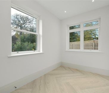 5 bedroom semi-detached house to rent - Photo 4