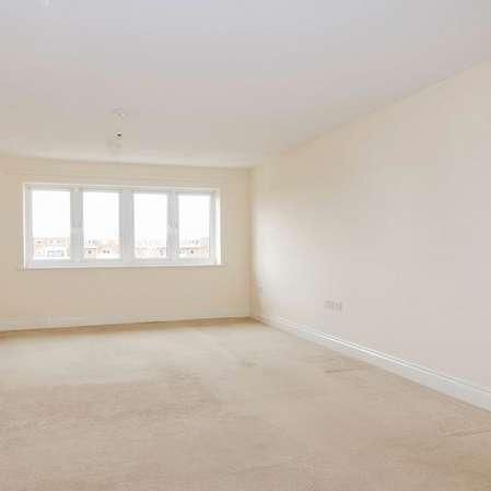 Kingsquarter, Maidenhead, Berkshire, SL6 - Photo 1