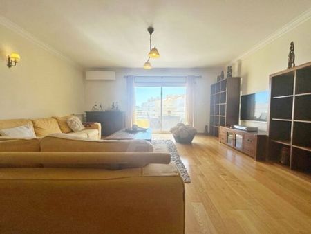 3 room luxury Flat for rent in Carcavelos e Parede, Cascais, Lisbon - Photo 5