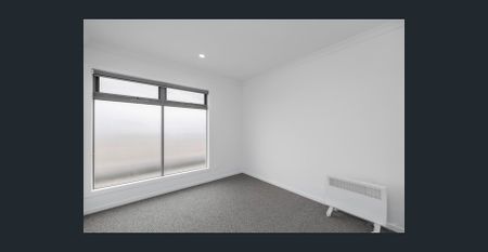 Stylish, brand-new townhouse in Clyde! - Photo 3