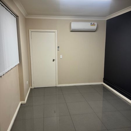Toongabbie - Photo 3
