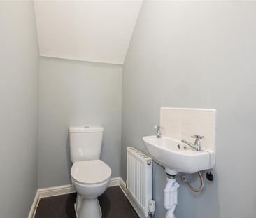 2 bedroom semi-detached house to rent - Photo 5