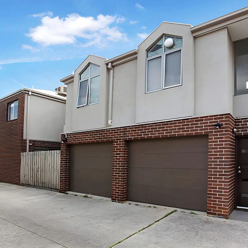 15/24 Findon Ct, Point Cook VIC 3030 - Photo 1