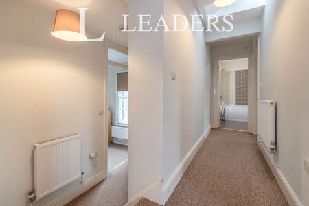 2 bedroom apartment to rent Bucklersbury , Hitchin, SG5 1BB - Photo 2
