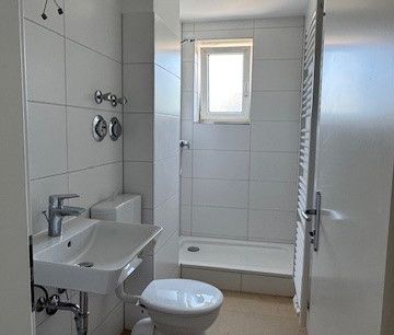 1-Zimmer-Wohnung *Komplettsaniert* - Foto 1
