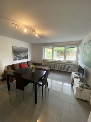 Schick eingerichtete Wohnung in zentraler Lage in Frechen - Photo 1