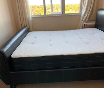 1 Bed Flat, High Point, NG7 - Photo 5