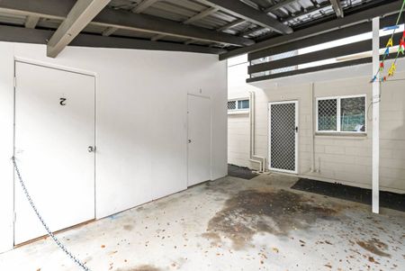 Ground Floor Two Bedroom Unit - Photo 4