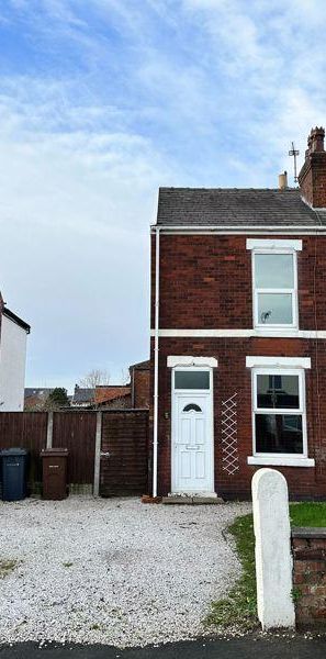 2 bedroom semi-detached house to rent - Photo 1