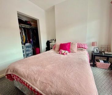33 St Albans Gardens, Belfast, BT9 5DR - Photo 6
