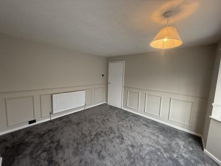3 bedroom semi-detached house to rent - Photo 2