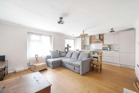 Avondale Court, London, N7 - Photo 4