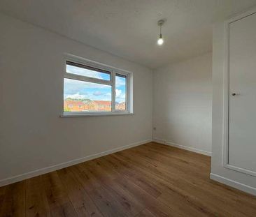 Fakenham Drive, Bobblestock, Hereford, HR4 - Photo 5