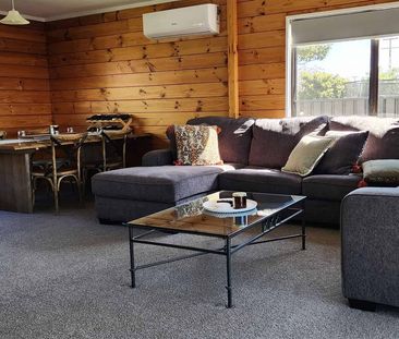 Charming 3BR Home, Puketapu - $625/week - Photo 3