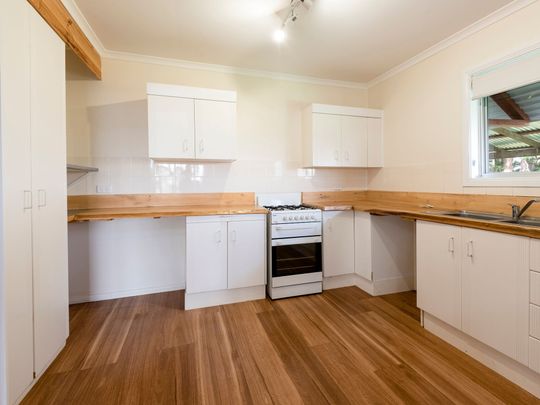 Lovely 2 bedroom cottage amongst the trees - Photo 1